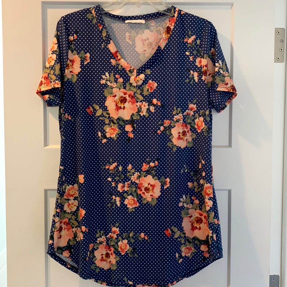 Women’s floral top